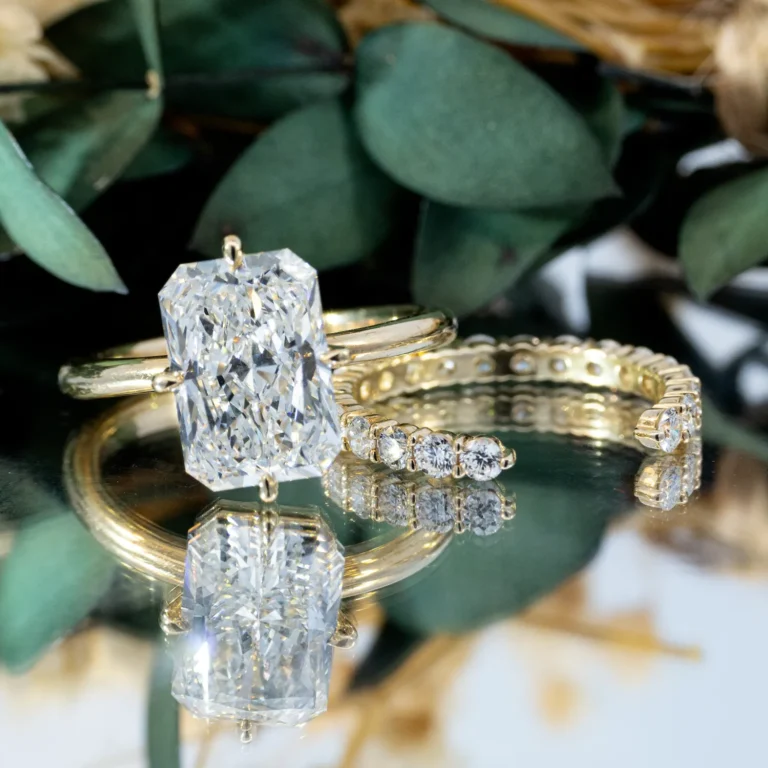 15 Gleam Radiant with Open Band