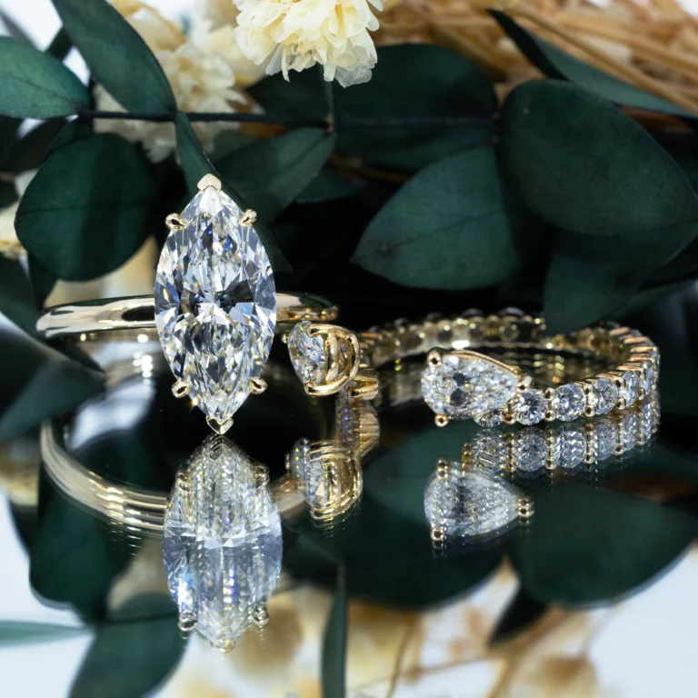 15 Moment Marquise with Side stone Bridal Set