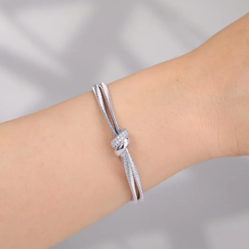 10 Luce Bold Chunky Textured Cuff