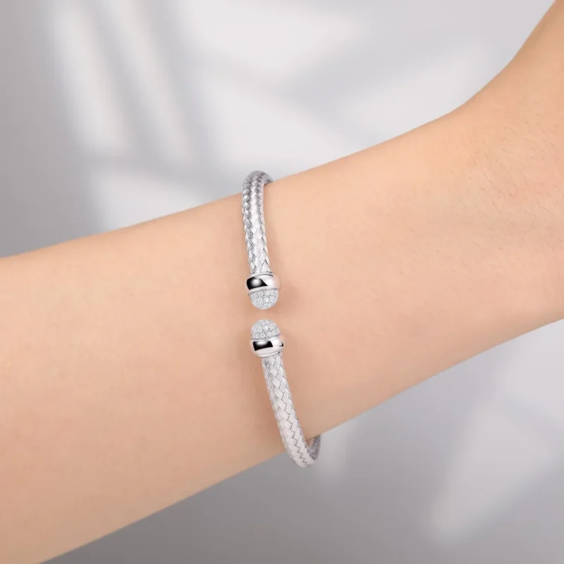 5 Refined Interwoven Textured Cuff