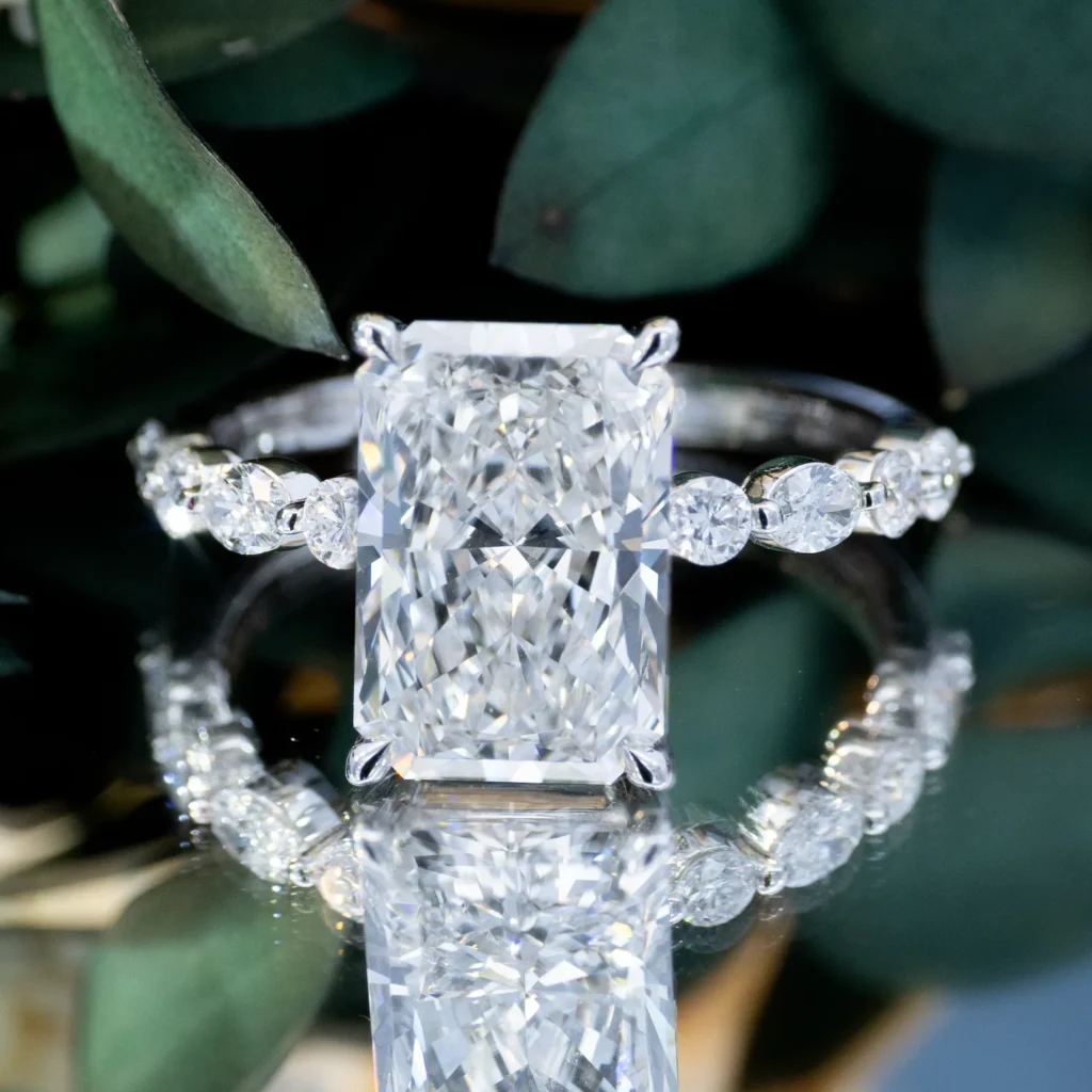 Light Pass Radiant Alternating Pavé Ring 1